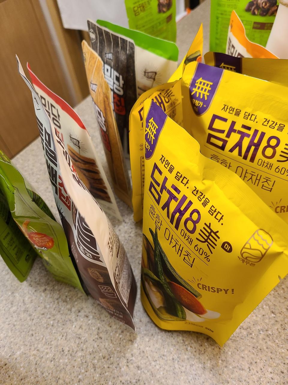 씹는거좋아하는데
일반과자는고민되고ㅋㅋ
이건딱이예욤