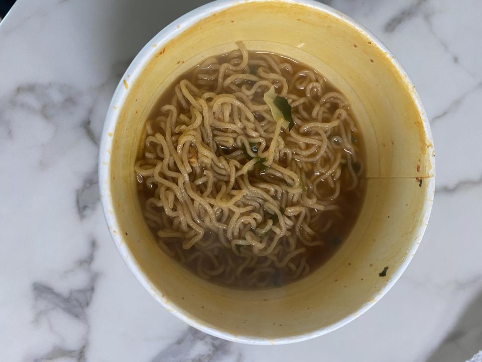 오 면 식감이 좀 아쉽지만 아주 좋아요 해물라면맛 나고 칼로리랑 성분도 착해서 좋아요