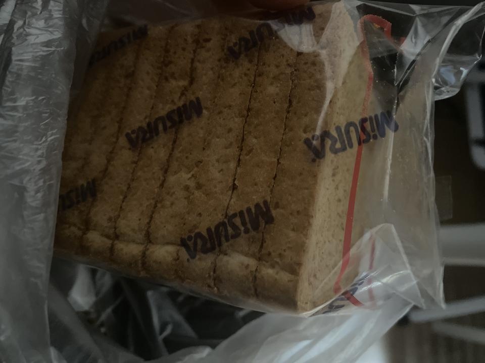 맛있습니다 토스트 바삭한 과자대용으로 만족합니더