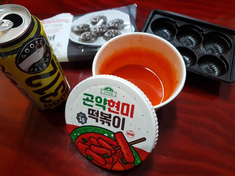 굿굿굿!
넘맛나요 김치맛은살짝매콤하니계속들어가는맛