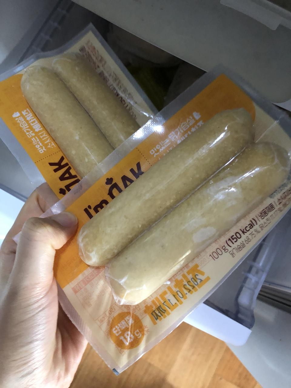 닭가슴살 소세지가 아니라 그냥 소세지같아요,, 존맛탱