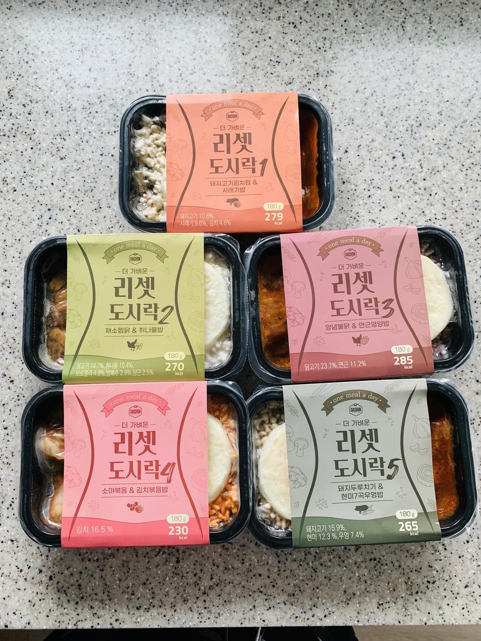 아직 먹기 전이지만 배송도 빠르고 좋아요!!크기는 생각보다 작네요!! 흑흑