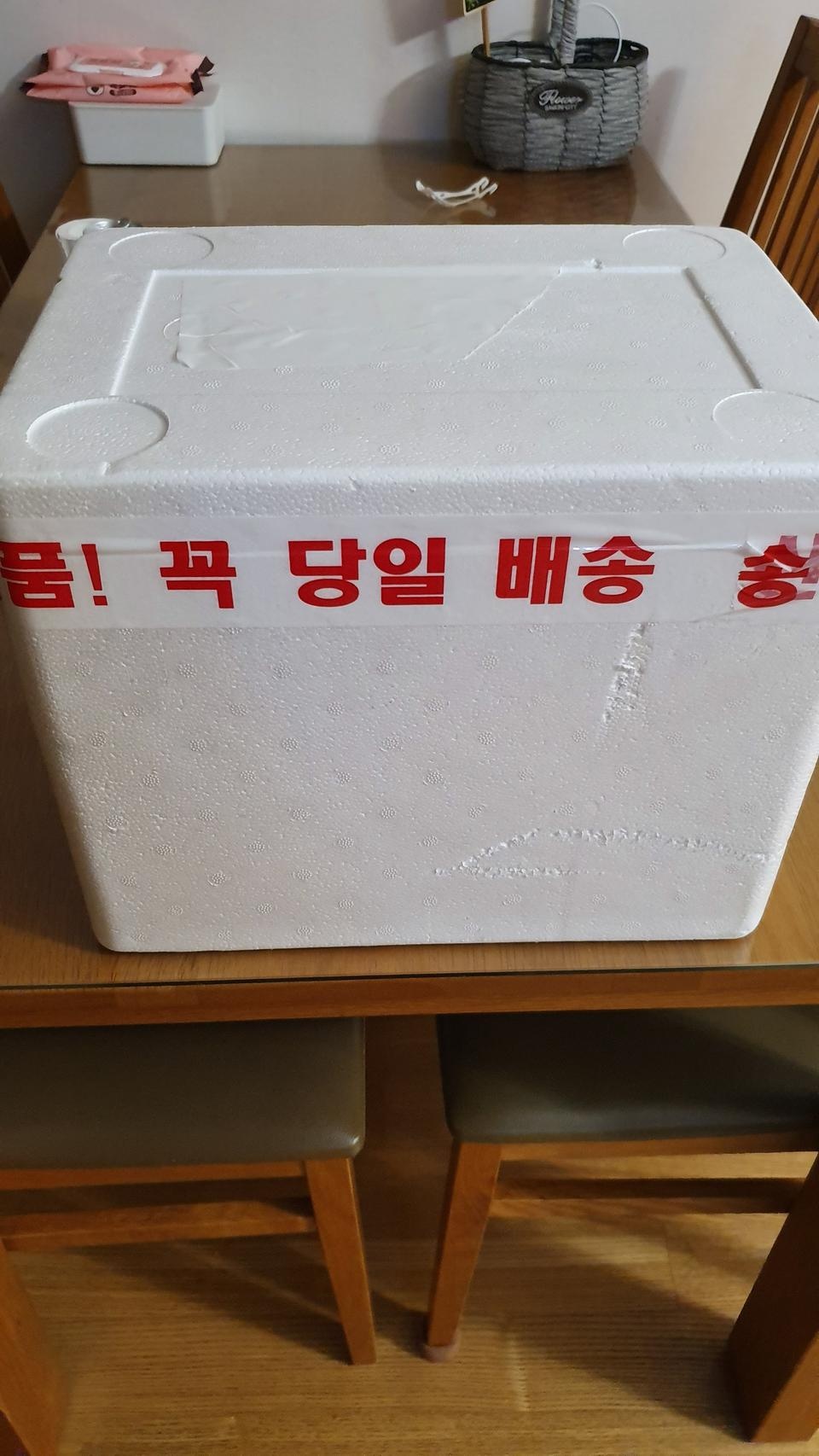 망설이다 주문했는데 잘 했다 생각합니다 셀러드야채도 신선하고 맛도 좋아서 만족합니다 주문이 밀려서 바...