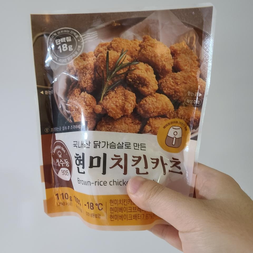 신선식품은 항상 점심때쯤 오는데
얘는 저녁에 왔네요 많이 녹아서 왔는데 맛은 좋습니다