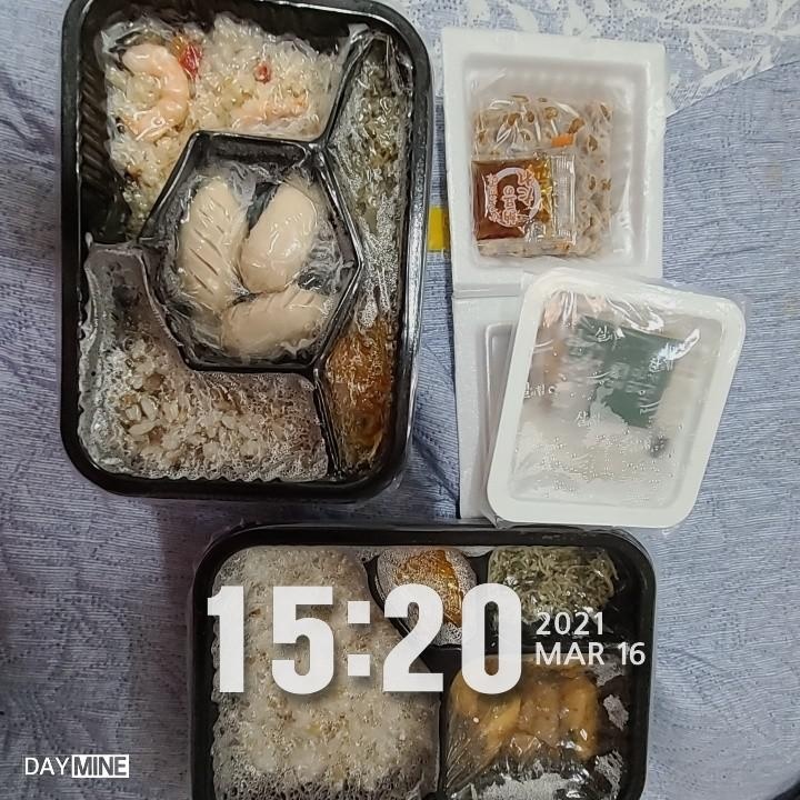 사진에서 낫또를 빼고 보면 되는데..
정말 진짜 최고로 맛있습니다!! 
최고에요 정말
특히 밥이 정말 맛있었...