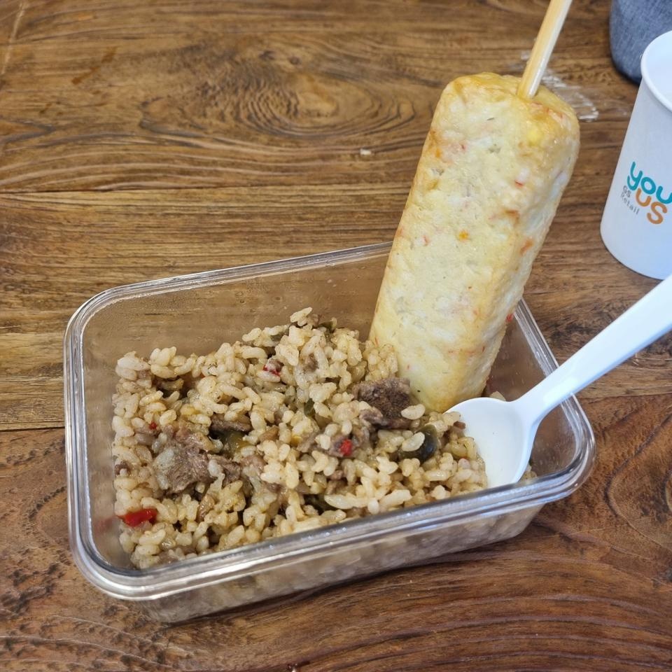 두번째 구매입니다.
회사근처에서 점심먹기가 어려워서 
간단하게 데일리로 먹을려고 구매하다보니
재구매를...