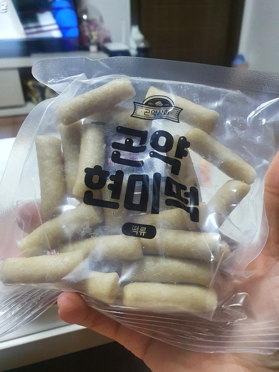 으와 이렇게 맛있어도 되는건가요?ㅠㅠ 다이어트 되는건가 싶어요 진심으로ㅋㅋㅋ
보통 떡볶이 맛에 비해 양...