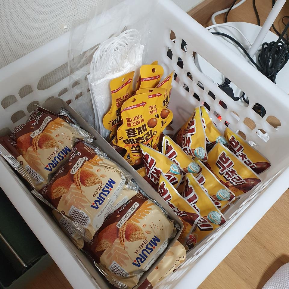 너무 맛있어요! 포장도 꼼꼼하고 두유랑 같이 먹으면 진짜 핵꿀맛!
