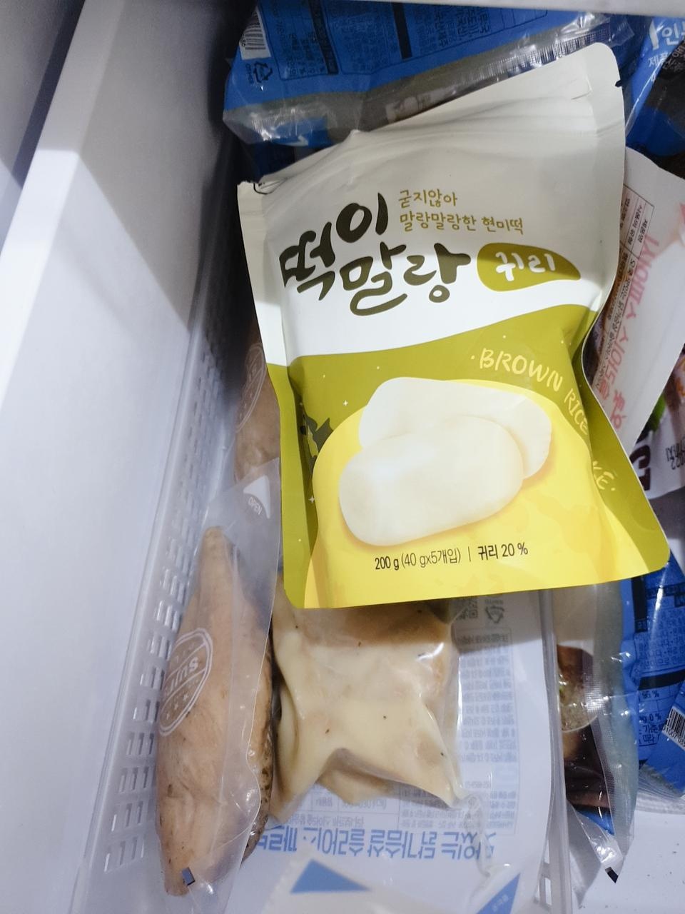 다이어트 하는 딸래미 소떡소떡 해주려고
구매했는데 그냥 먹어도 맛있네요^^