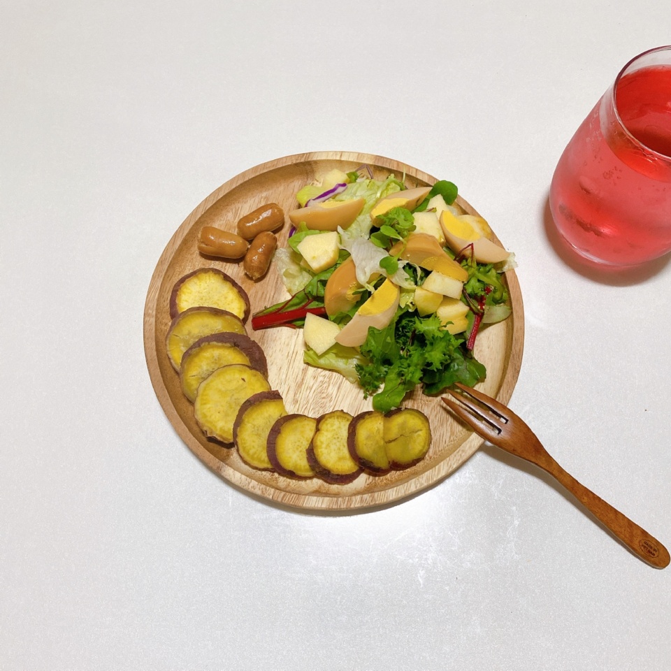 비엔나 소세지랑 맛은 많이