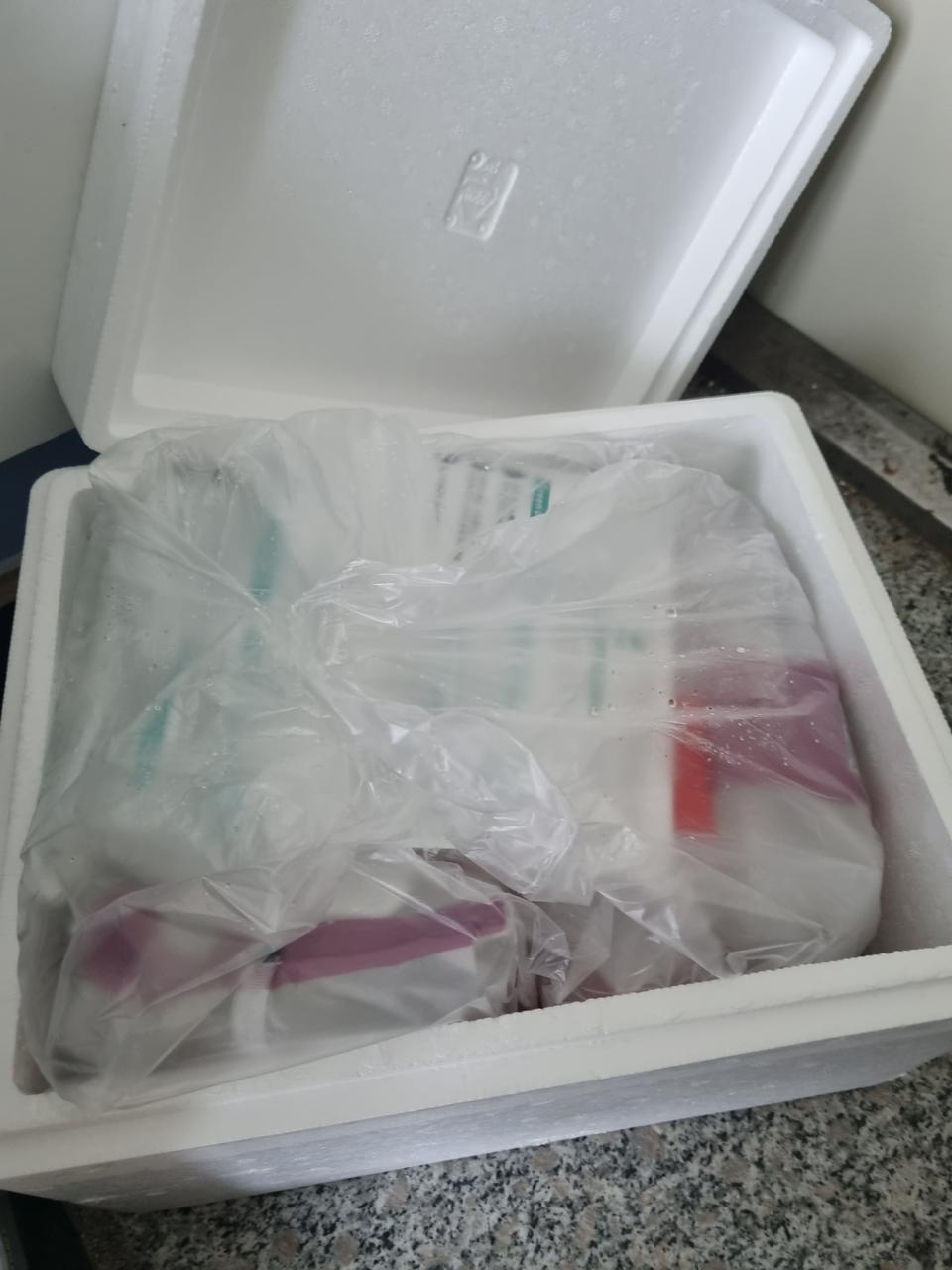 배송상태도좋도 샐러드도 신성해보여요!
제조일자가 보이니까 더믿음가요!