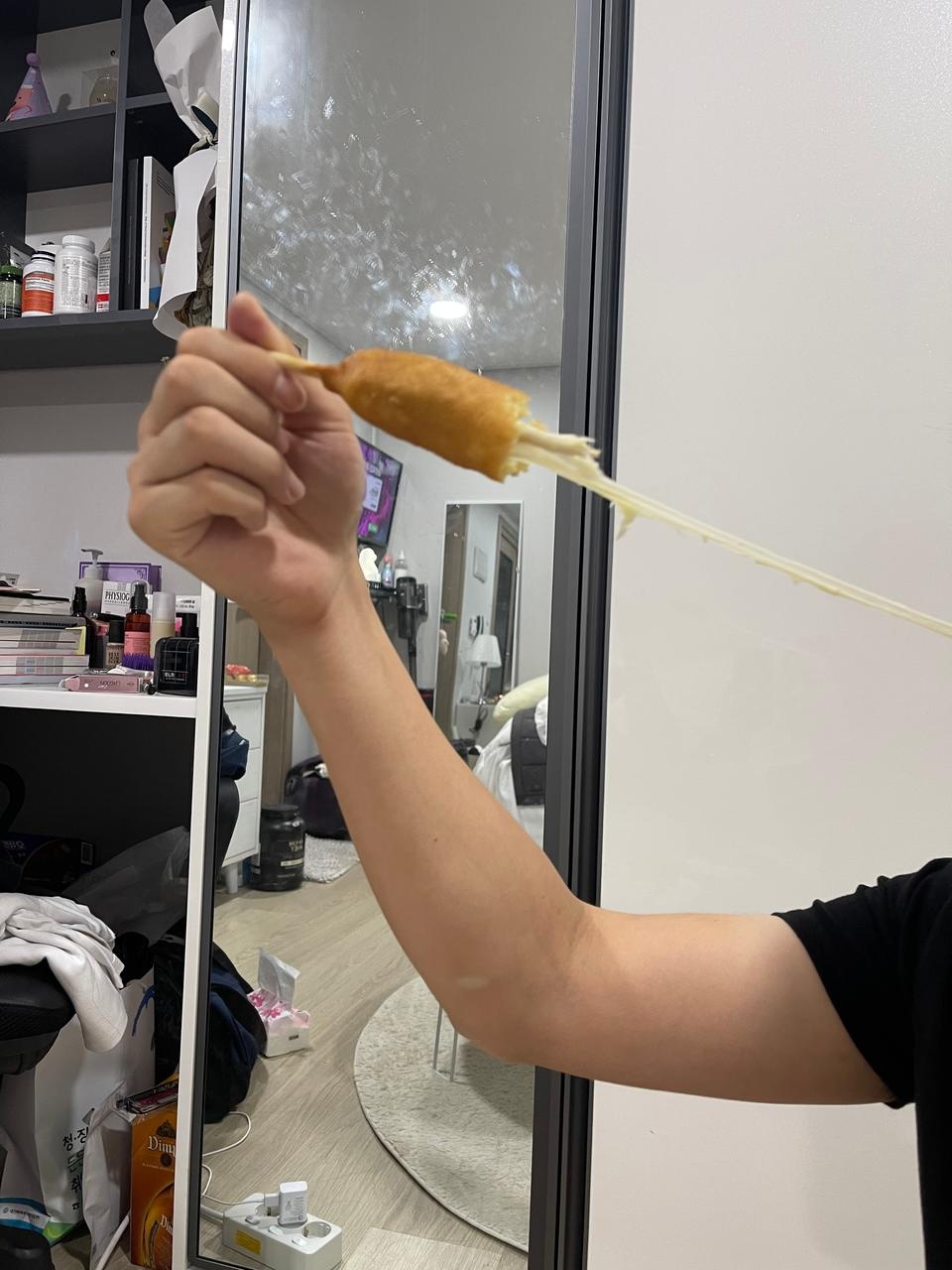 진짜 맛있어요...진짜 치즈도 잘늘어나구