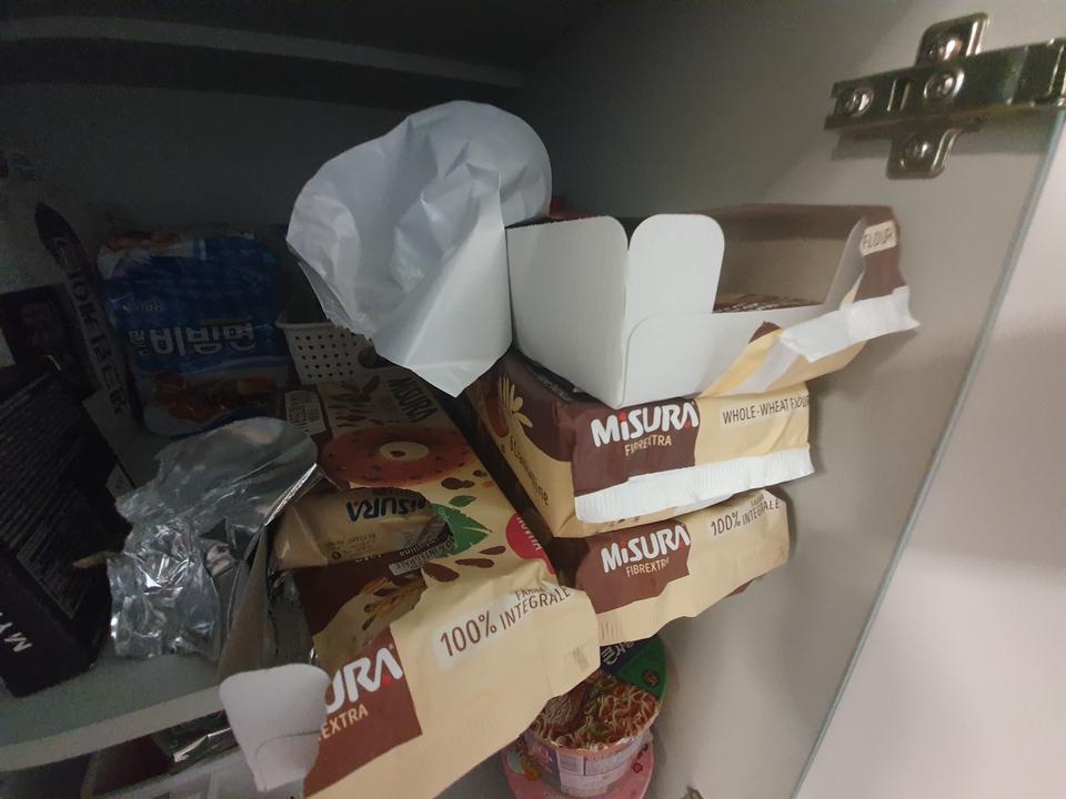 맛도좋고 출출할때 하나씩 꺼내먹을수 있어 좋아요