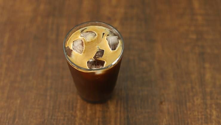 카페인 두통이나 불면증 있다면, 커피 대신 `이것` 마셔라!