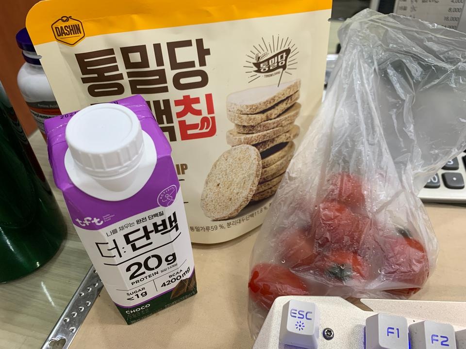 올리브에서 사먹고 주문합니다 맛나는 간식 단백질이라는
양심
