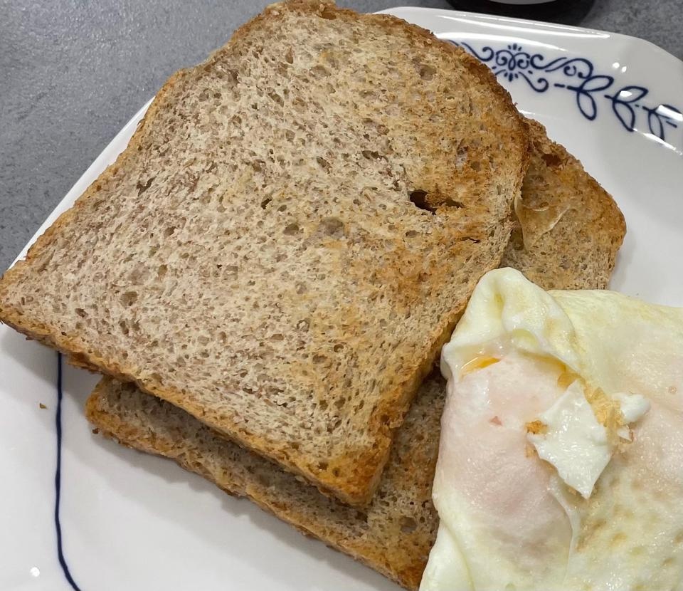 다 맛있어요!! 거의 다먹어가서 다시 시킬겁니다 식빵 먹을 때 죄책감 안느끼고 저칼로리잼 발라서 먹으면 ...