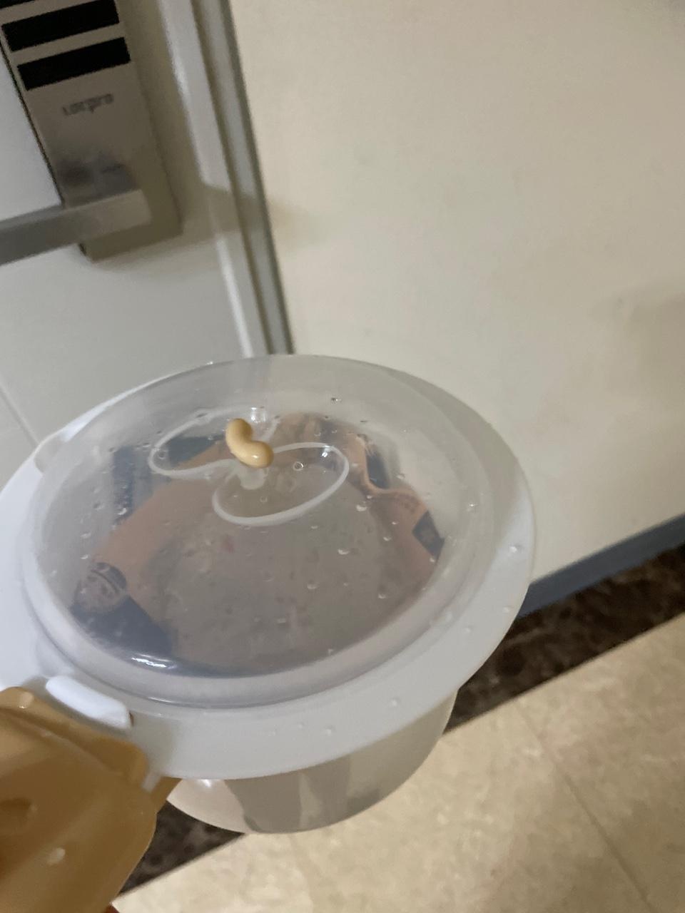 김치랑 우둔살? 미역국밥 너무 맛있어요! 양은 일반식보다 조오금 적어서 닭가슴살 스테이크랑 같이 먹어용