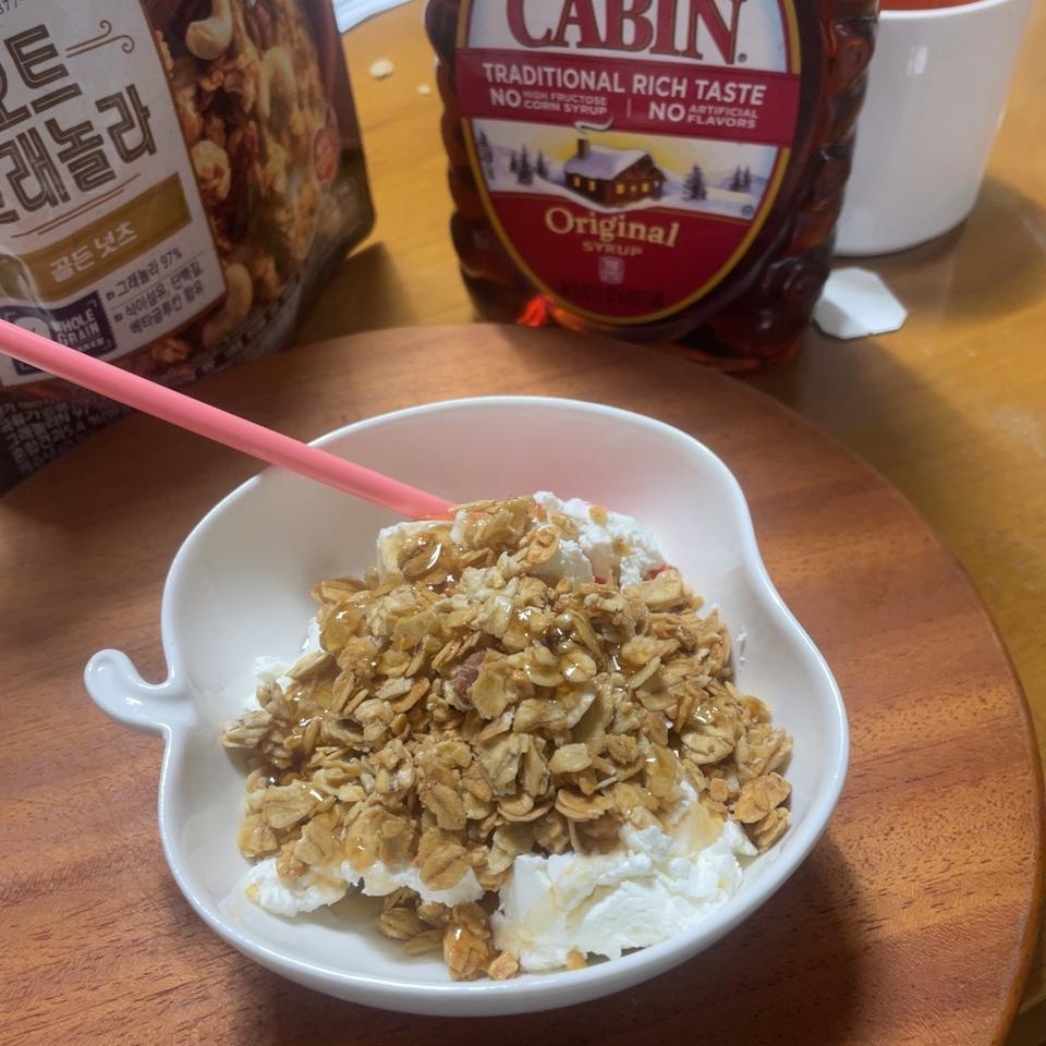 오 맛있어요~특히 요거트 별기대안하고 샀는데..
너무 맛있어요~베이글과 궁합