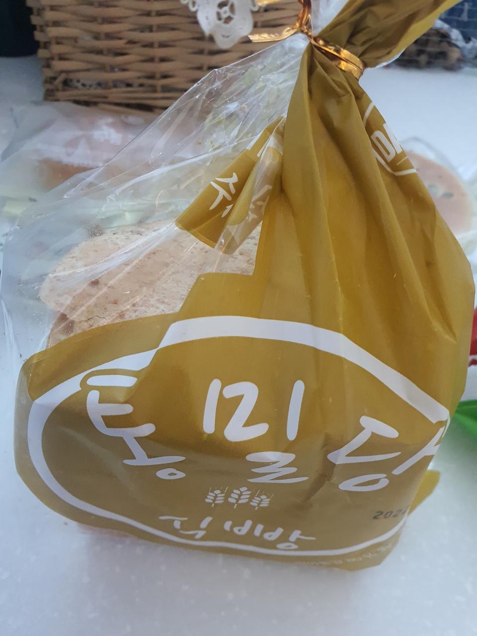 빵맛최고요거트맛도좋아요시끔한걸좋아애서그런지 요거트가제입맛에는좋네요