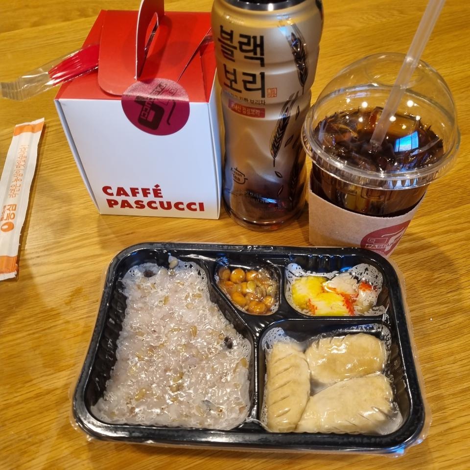 맛잘알 직장동료님의 추천으로 구매했습니다. 
믿음은 배신 당하지 않았습니다. 
맛있는 맛과 낮은 칼로리 ...