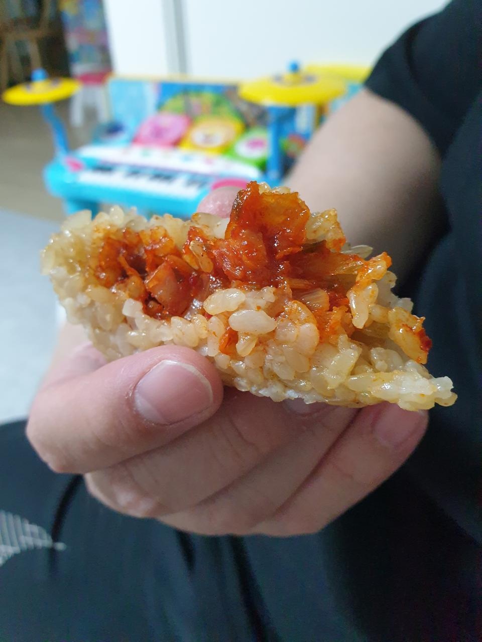 맛있네요. 재구매각