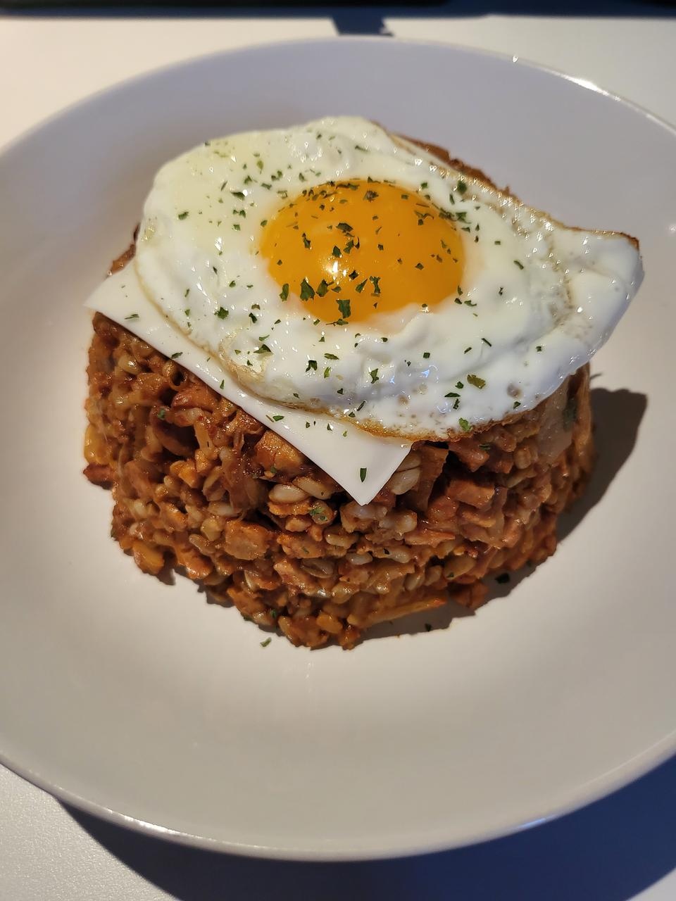 귀리랑 현미가 들어가서 씹는맛도 정말 좋아요! 건강하고 맛있게 한끼를 먹으니 심리적 만족감이 훨씬 높아...