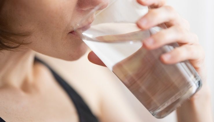 다이어트 할 때도, 물을 챙겨라? 왜?