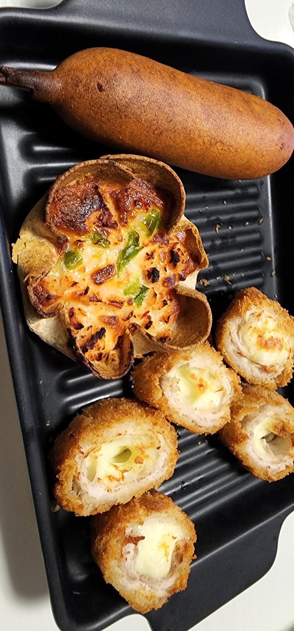 진짜 피자같아용!! 넘맛있네요 ^^
굿굿!! 또 사먹을께용