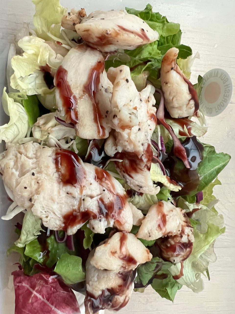 맛있어요. 가슴살이랑은 또 다른 안심살. 따로 자를 필요 없이 간편하기도 하고 좋아요.