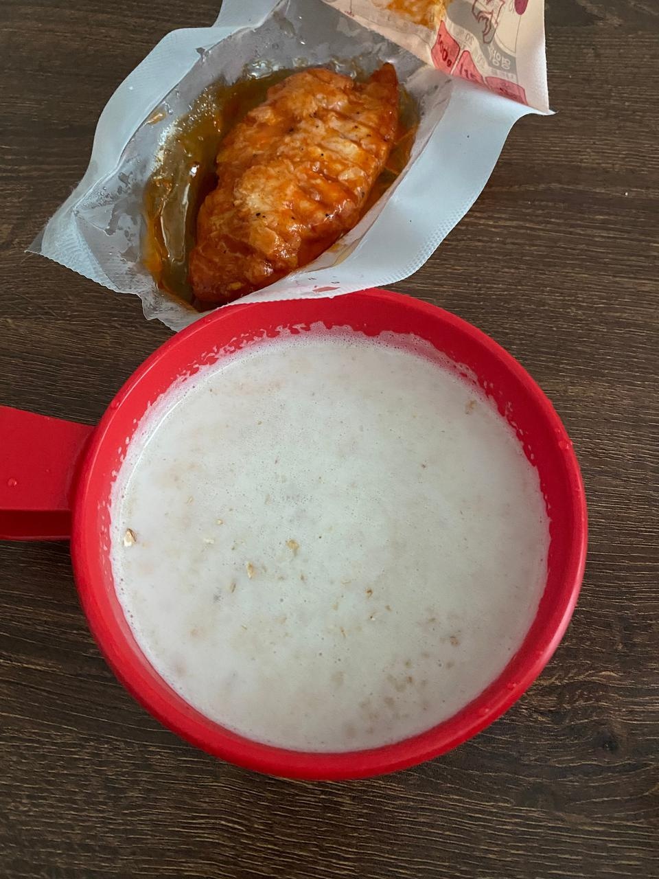 핫치킨 매콤하니 맛이썽요