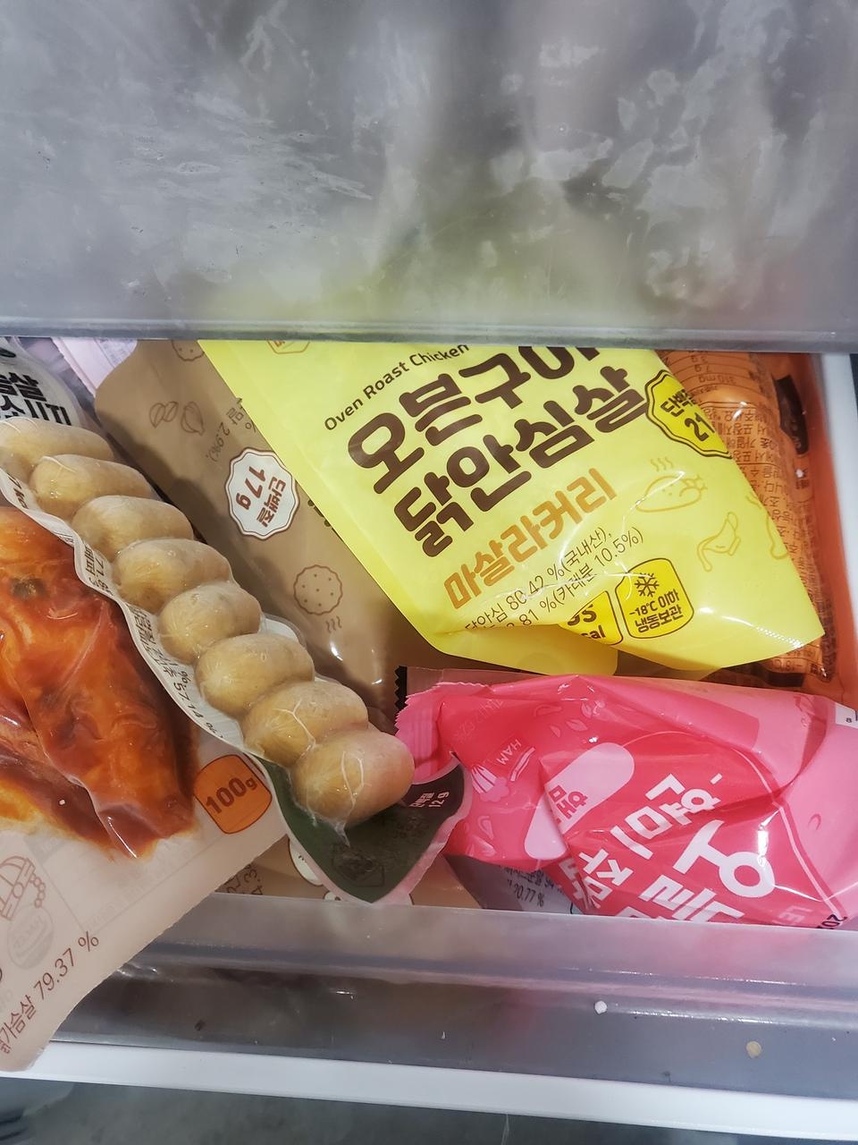 여러가지 제품을 아주 저렴하게 구매할 수 있어  좋았어요 냉동고에 채워놓으니 맘이 풍요로워지네요 맛은 ...