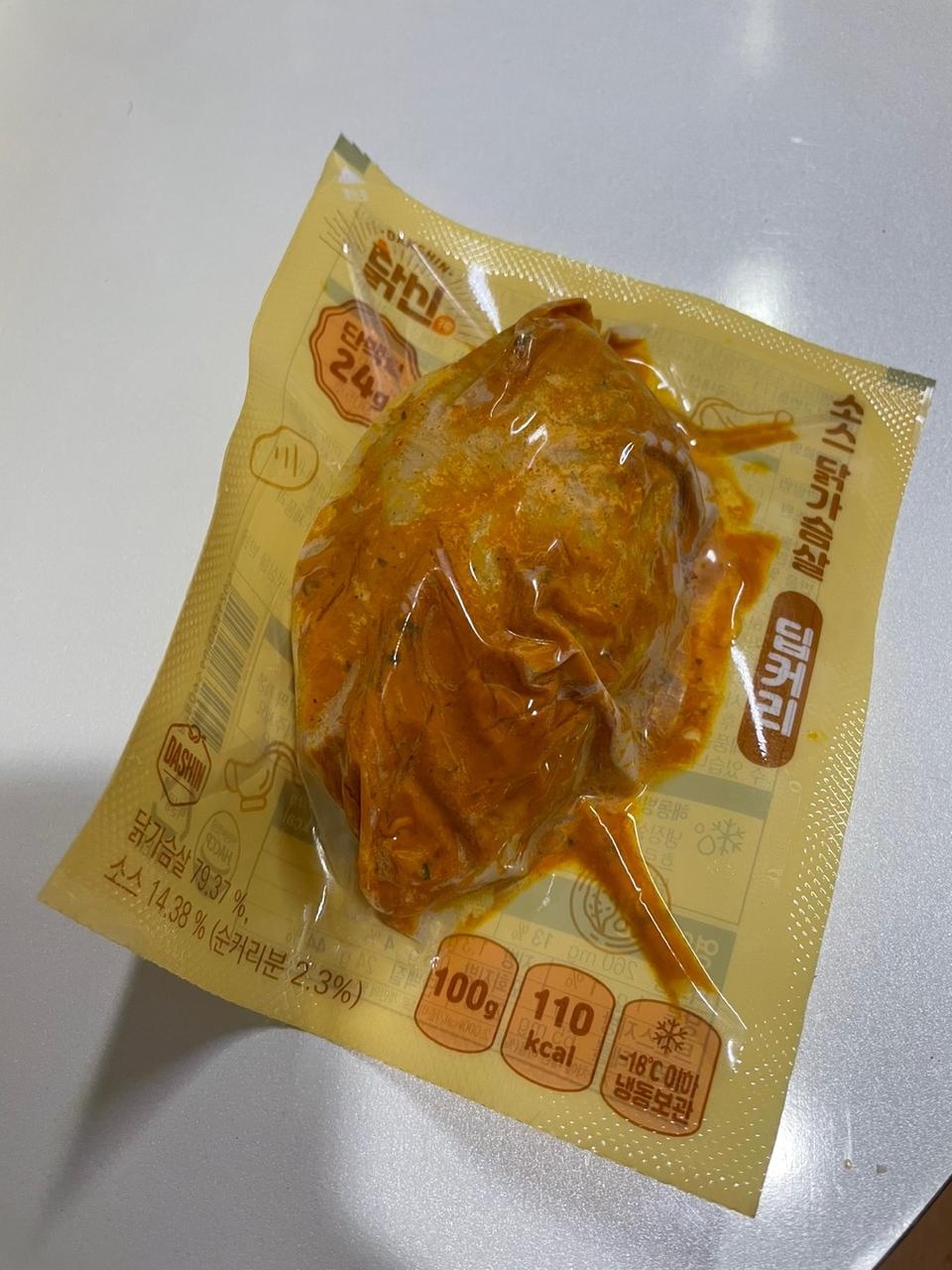 너무 맛있어요 향도 안진하고 특유의 닭 향도 없어서 잘 들어가네요 닭가슴살이 아닌 거 같아요. 정말 부드...