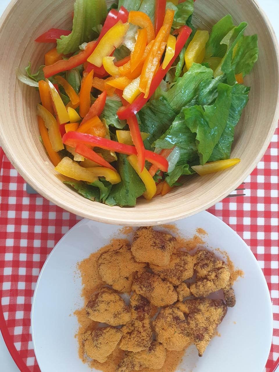 굿 현미치킨 보단 양념이 더 맛남.. 당연함.. 칼로리에 비례하는 맛! 담에는 스노우어니언도 먹어볼거에용~~