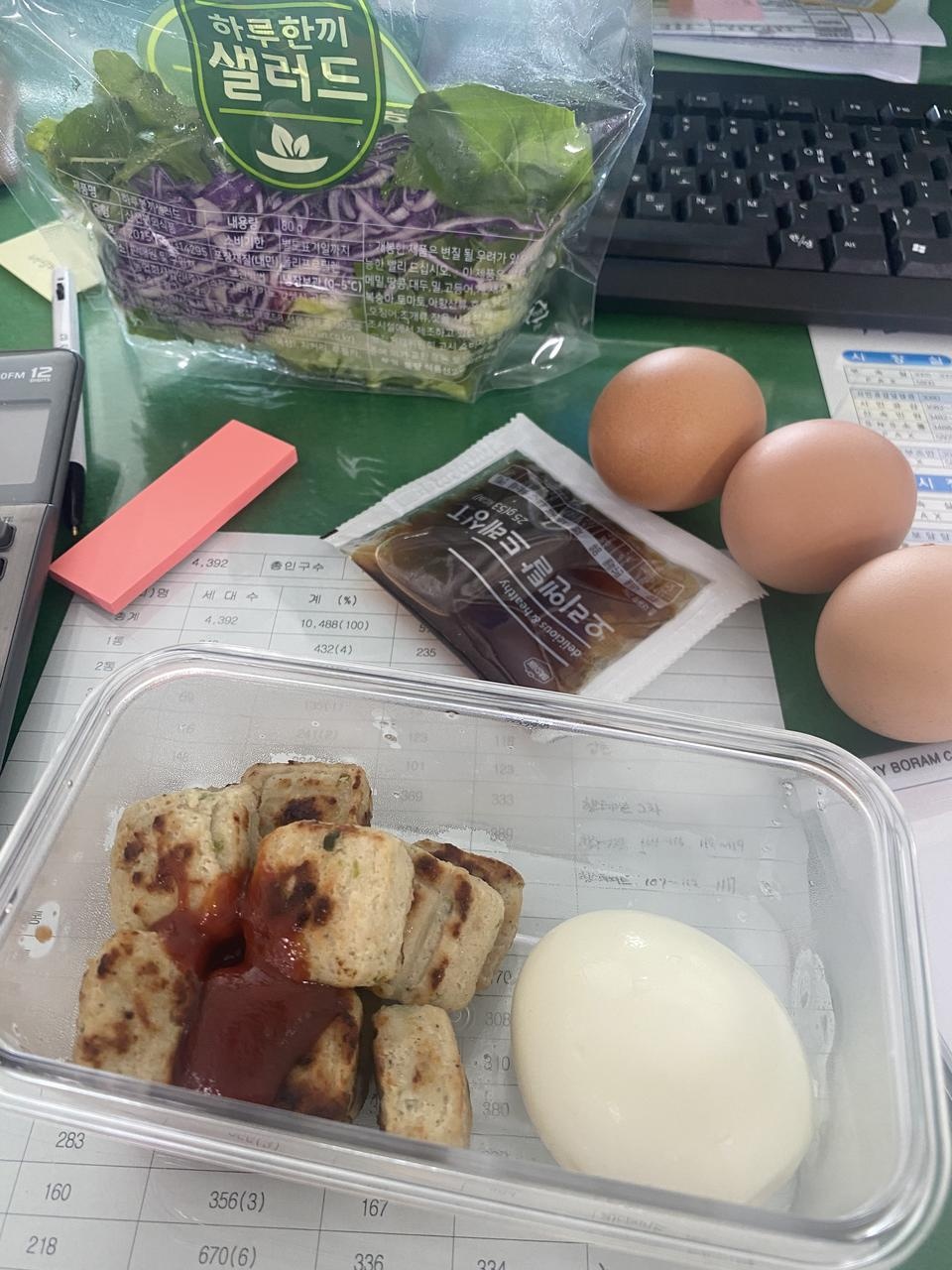샐러드는 여기가 제일 좋아요. 소스가 이젠 없어서 너무 불편하지만.. 대신 루꼴라가 들어가 대만족환장합니...
