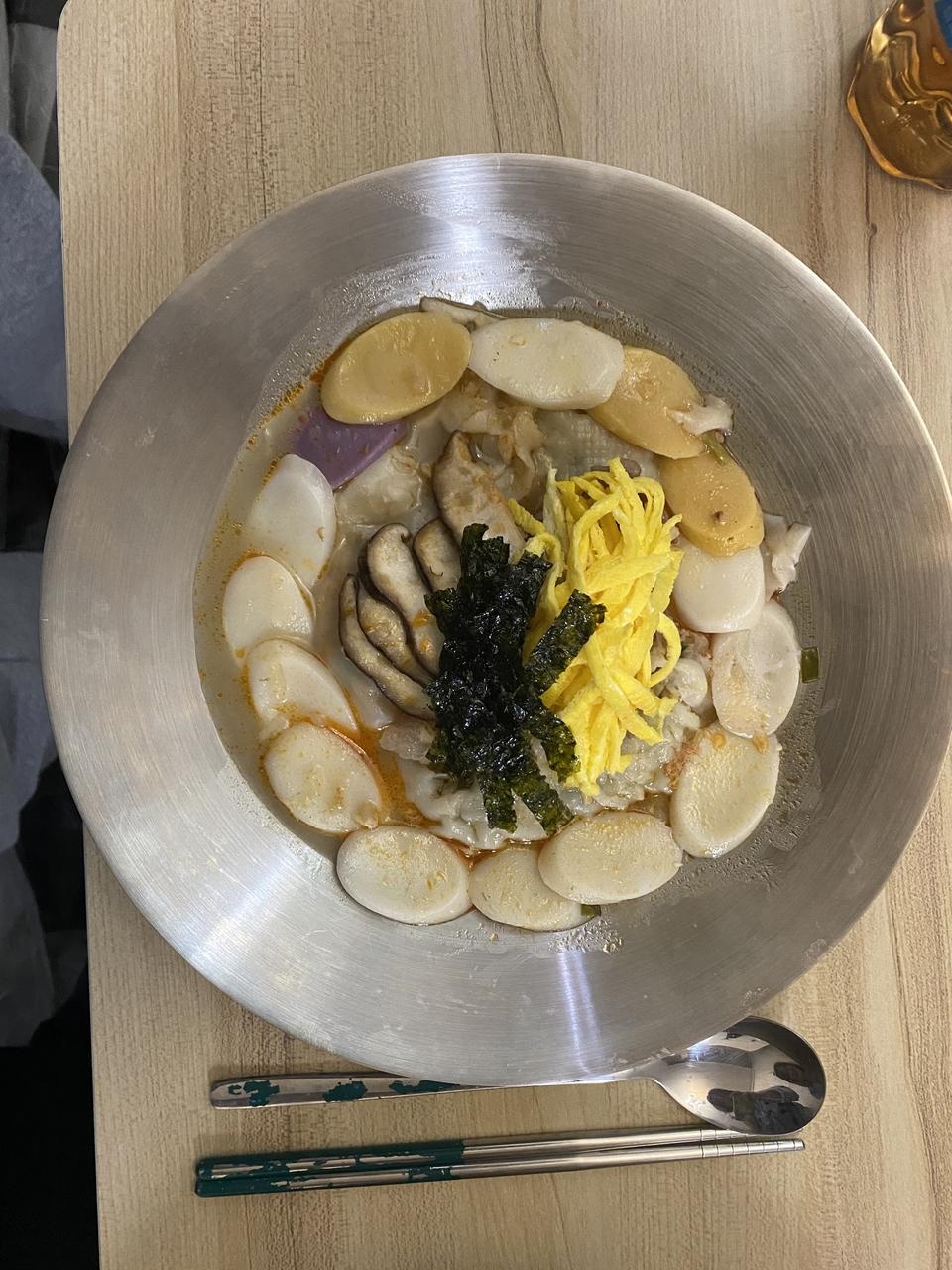 아쉽게도 치즈설기는 입맛에 맞지않았음