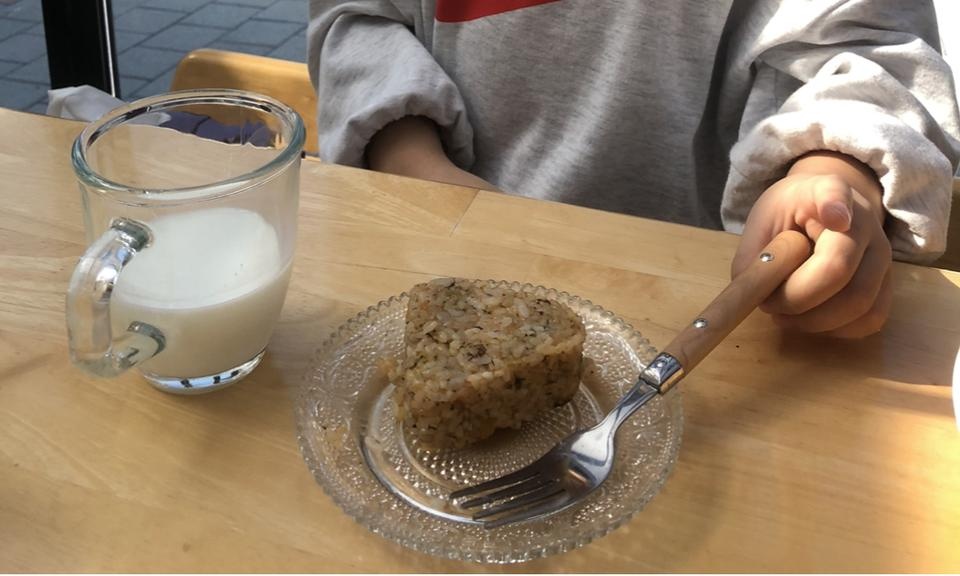 벌써 몇번째 재구매인지 모르겠어요
방학내내 간식대용 밥대용 너무 좋네요