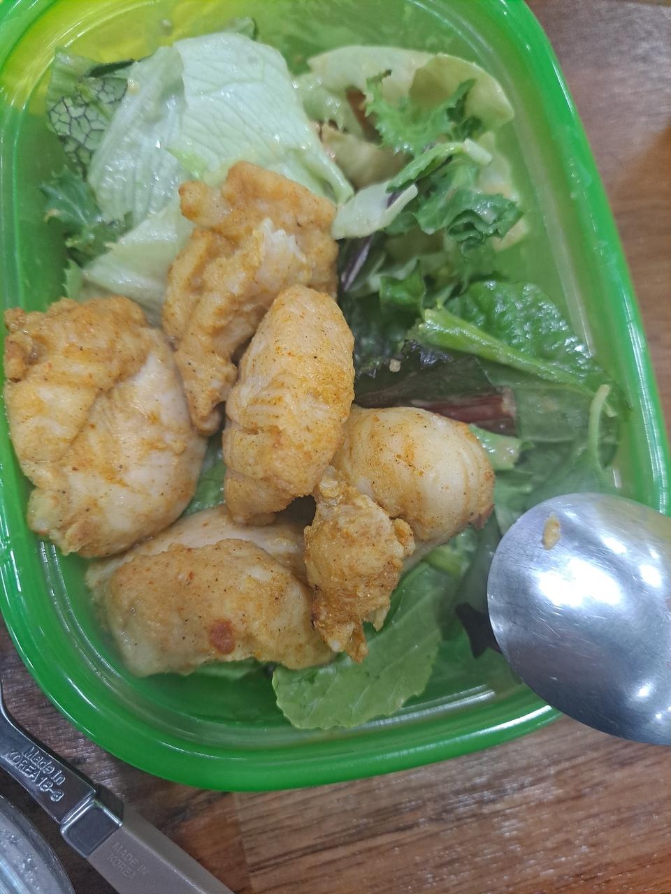 샐러드 토핑용으로 잘 활용하겠슴돠