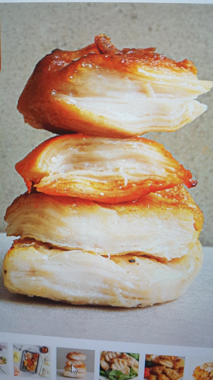 맛있네요 이거 앞으로 10번은 더 사먹어야겠어요