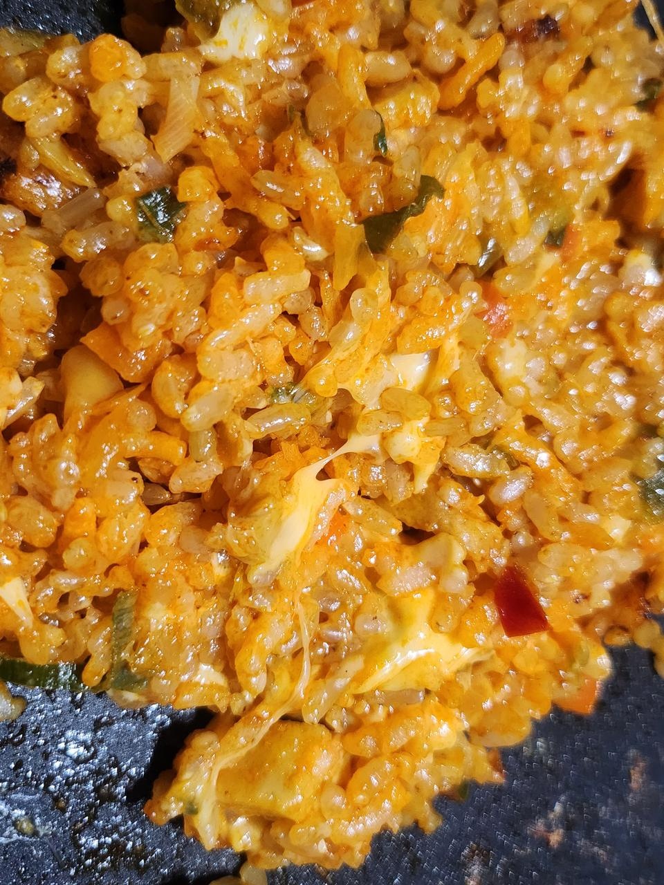 사이즈는 일반 삼김보다 작은데 맛있고 은근 배차요