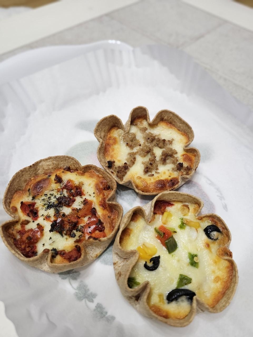 완전 맛나용 근대 쫌 짝아요 ㅎㅎㅎ
다 먹고 또 시킬께용