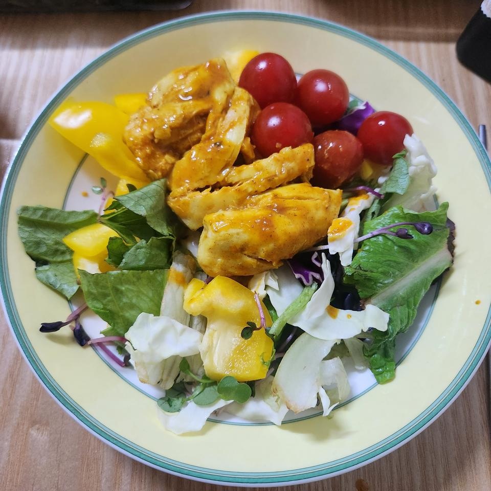 너무부드러운데~
소스맛이 엄청 강하네요!

다이어트용인데 다이어트가 될까 싶을정도로 맛있어요^^