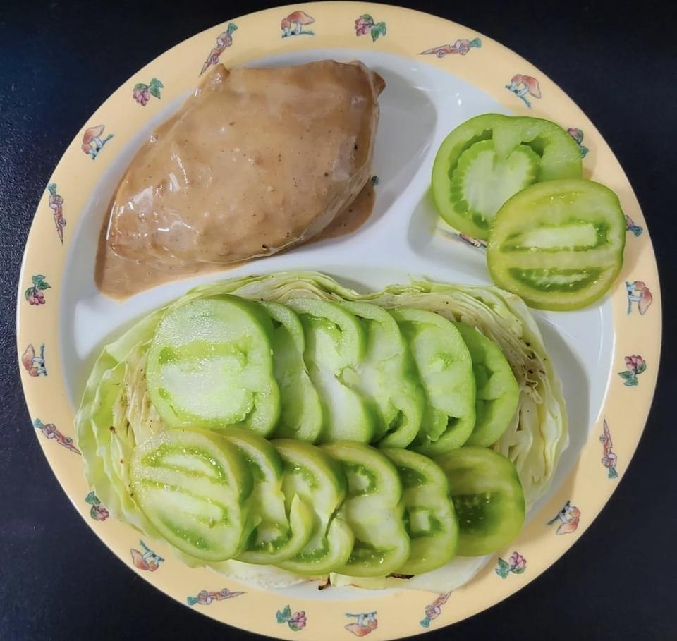 전반적으로 맛이있고 저렴한 가격으로 부담이 없어요