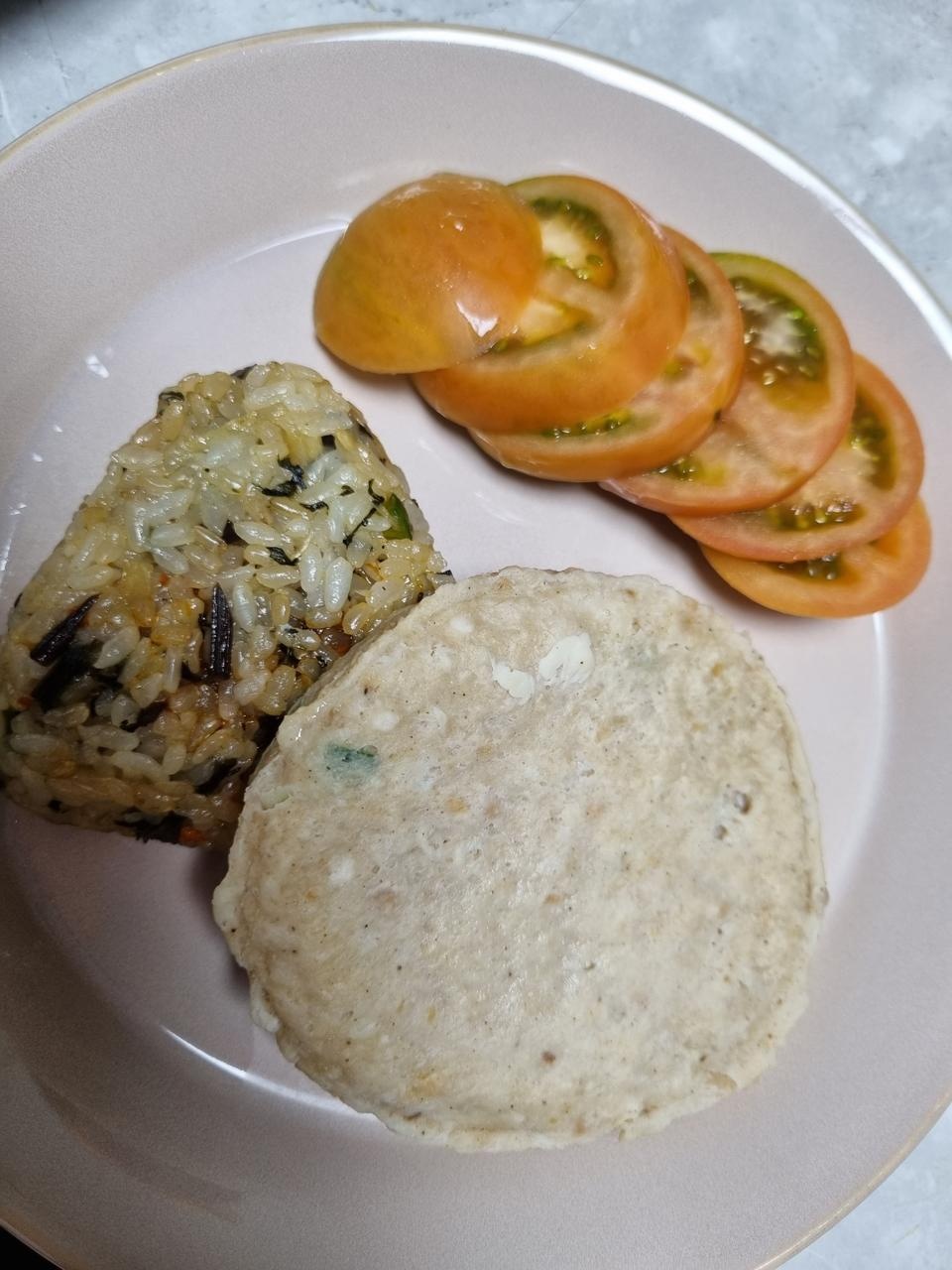 양이 많이많이 작아서 힘들지만ㅠㅠ 살빼려면 참아야쥬
맛있어요