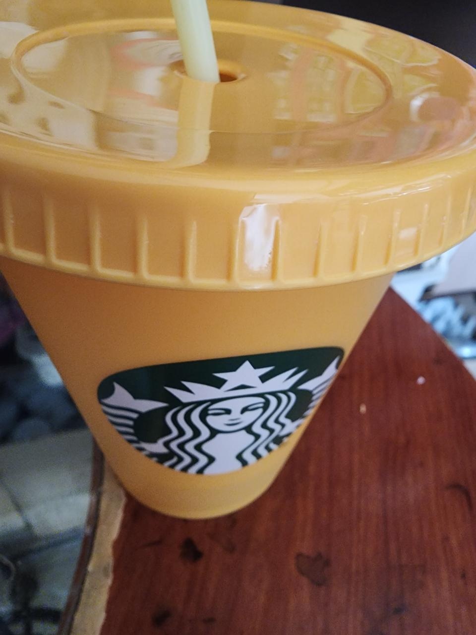 양도 적당하고 맛있네요~~
요즘 요리하기가 싫어 간단하게 먹을것찿다가 구매쌨어요 잘먹을께요