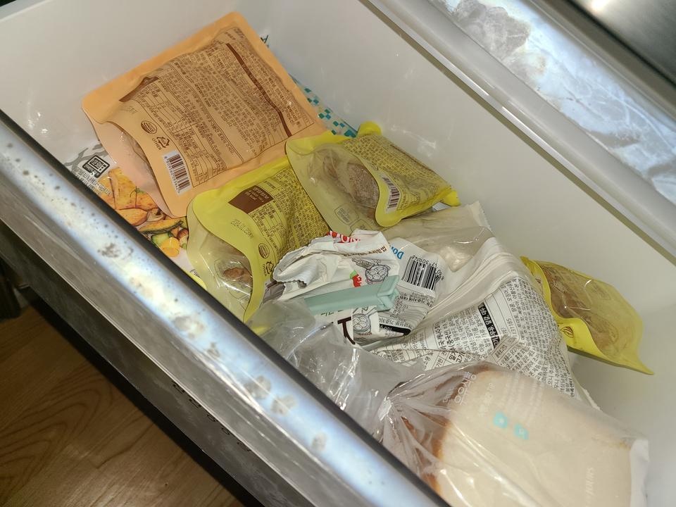맛있네요.. 전자렌지에 돌렸을때 물이 많이 안생겨 좋습니다. 부드러워요
