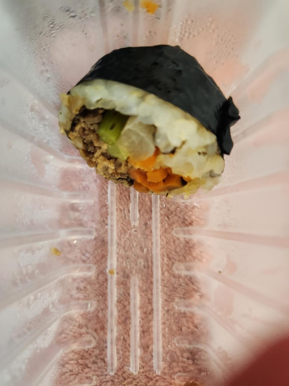 김밥만 먹어봤는데 맛있네요
내일 떡볶이 도전이예요