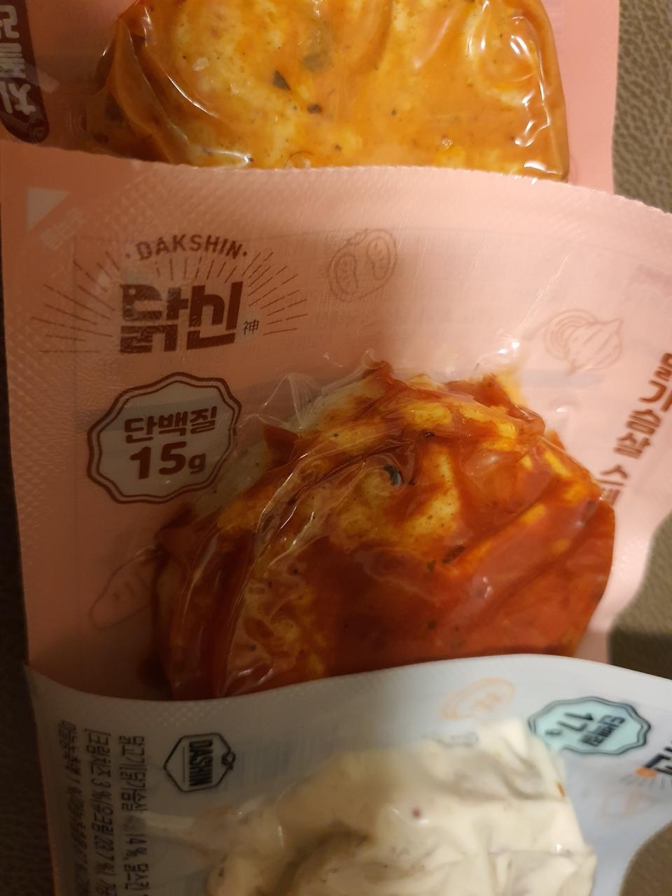 너무맛있어서 재구매했어요
소스가 맛있어요 퍽퍽하지도않고요
살이쫙쫙빠져서 건강하고 날씬해지길바래봅니...