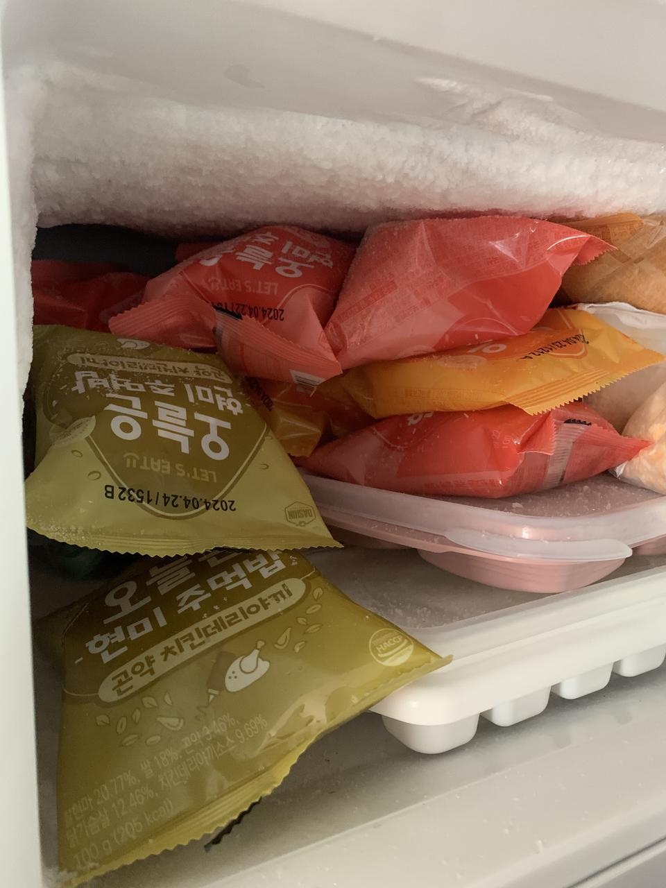 배송이 빠르고 맛도 괜찮아요 행사할때 쟁였네요