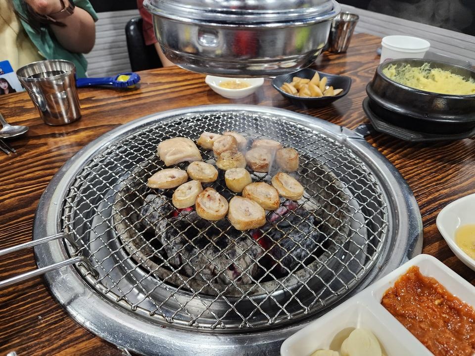 맛있네요 양도적어서 큰 부담 안될듯