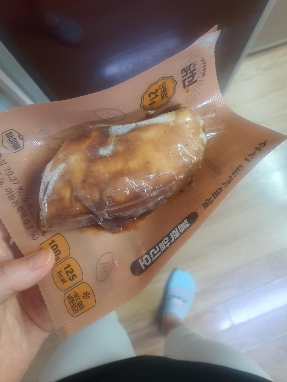 너어무 맛나요.. 이거에 치킨마요 해먹으면 딱 맛있고 좋습니다